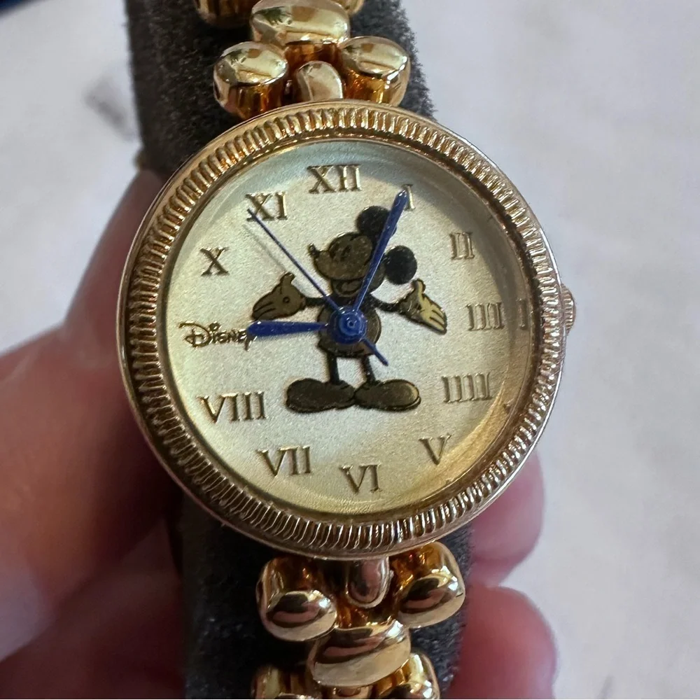 Mickey Mouse Disney Seiko collectors wrist watch!